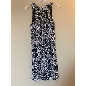 Ladies White House Black Market Dress